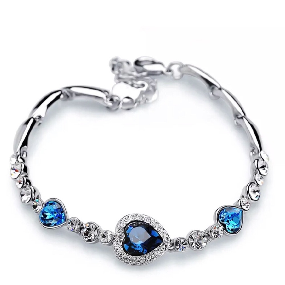 Blue Crystal Heart Anklet/ bracelet - Picture 5 of 5